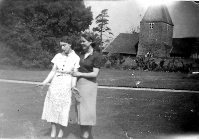 wMay Griffin and Det Houston at Manor house2px400